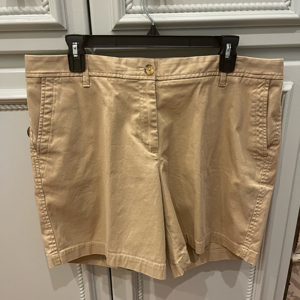 Women’s chino shorts Talbot size 12 Excellent condition